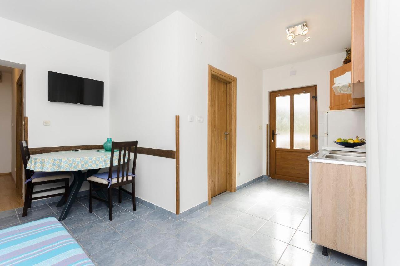 Apartment Milena Srima Exterior photo